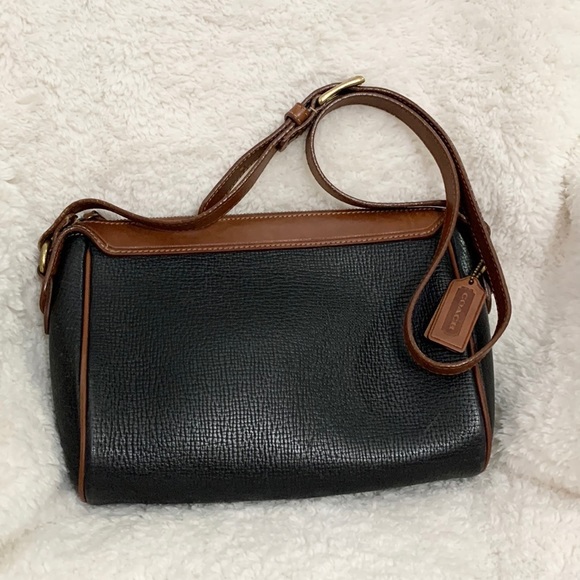 Coach Vintage Richmond bag #4209 made in Italy. Welcome reasonable offers - Picture 1 of 9